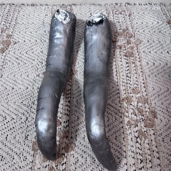 Handmade Metallic Large Silver Cosplay Horns - Picture 4 of 7